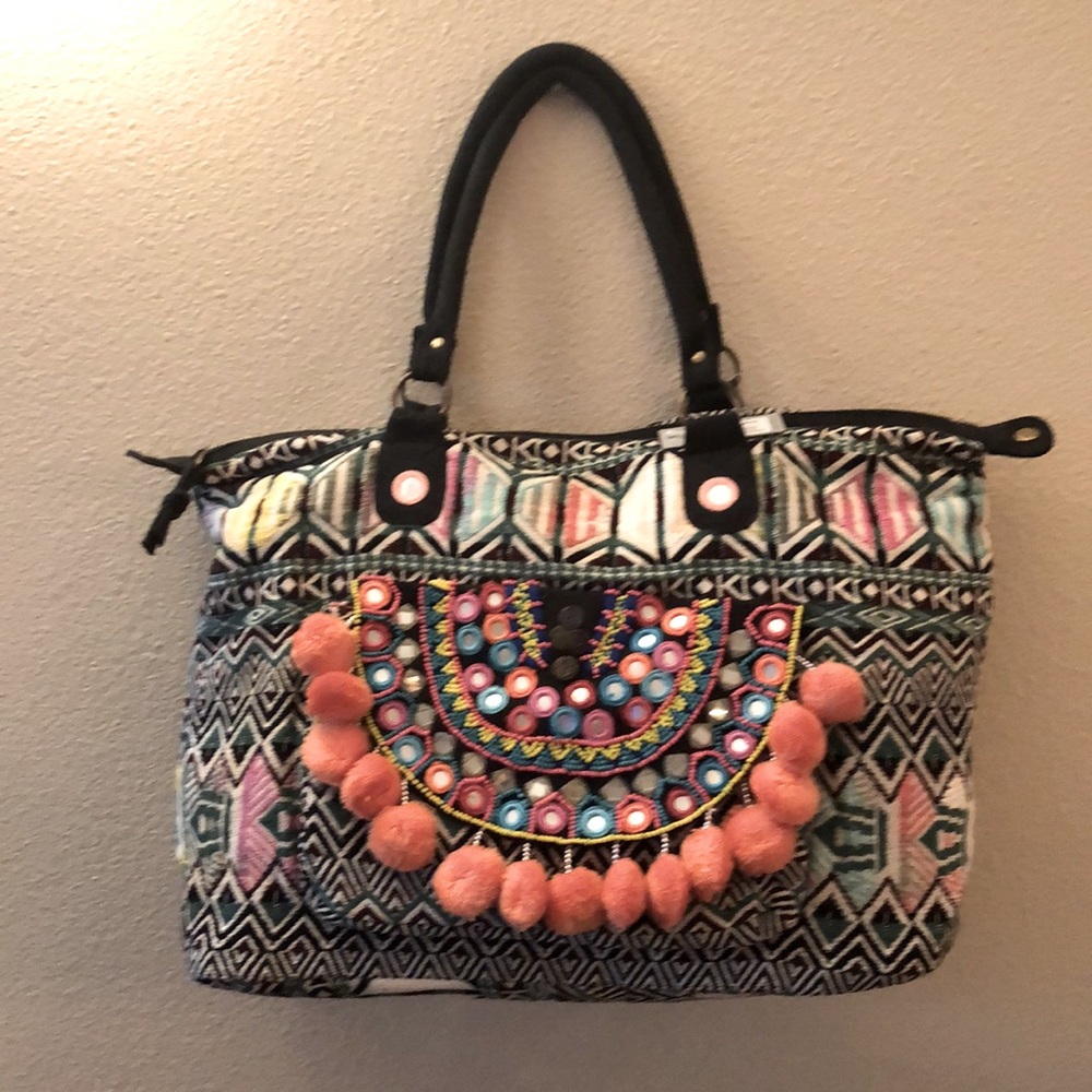 Tote bag